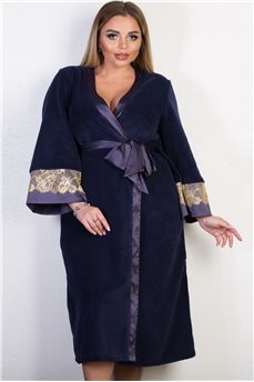 Махровый удлиненный халат с атласными вставками и кружевом 334 от Felena
